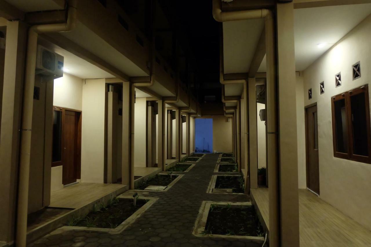 Harmoni Guest House Banyuwangi Ketapang  Dış mekan fotoğraf